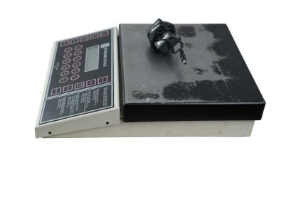 Sterling Model 825 60-lb. Capacity Benchtop Digital Counting Scale EMH223 - Image 2