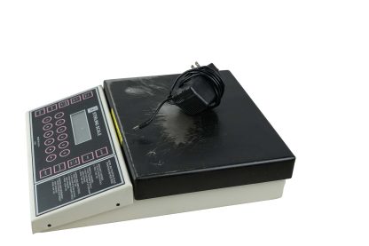 Sterling Model 825 100-lb. Capacity Benchtop Digital Counting Scale EMH221 - Image 2