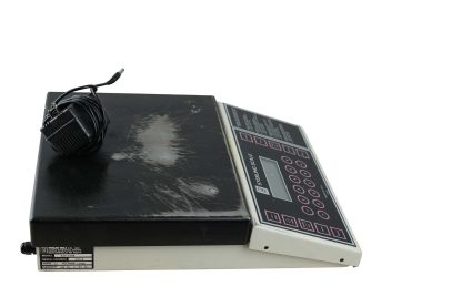 Sterling Model 825 100-lb. Capacity Benchtop Digital Counting Scale EMH221 - Image 4