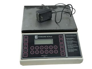Sterling Model 825 100-lb. Capacity Benchtop Digital Counting Scale EMH224