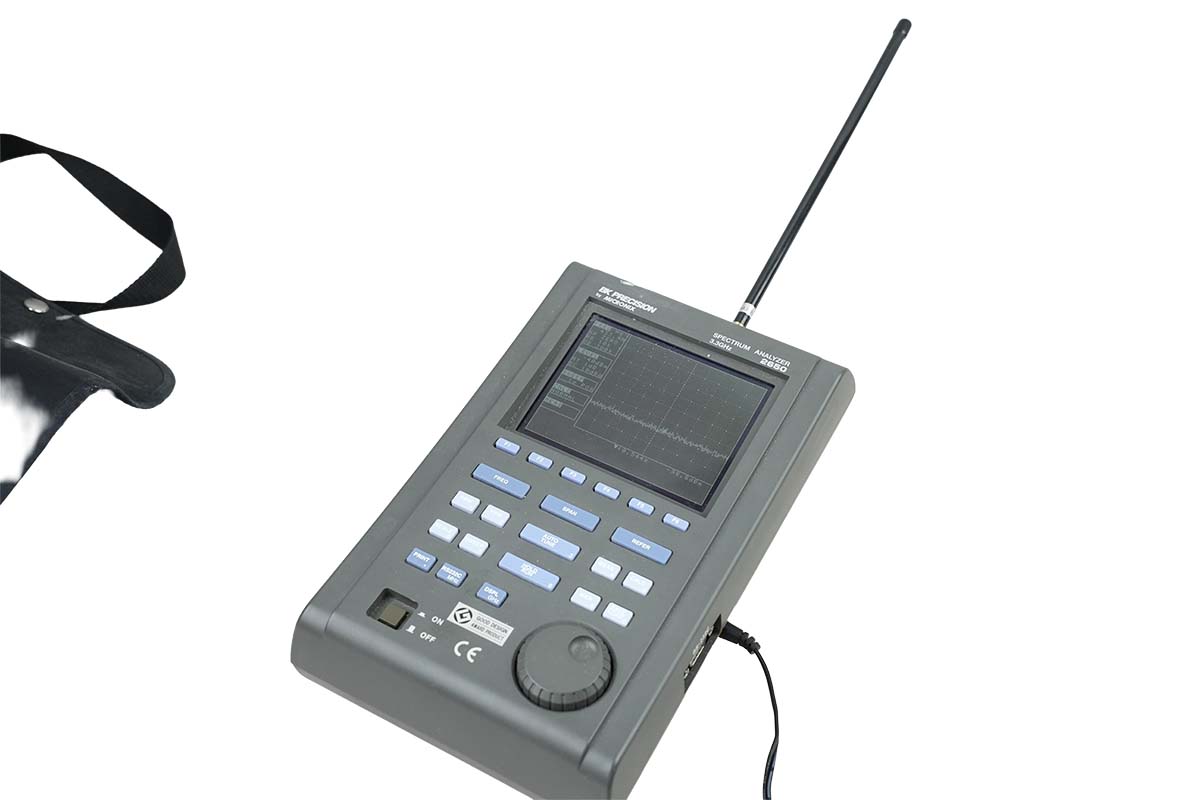 BK PRECISION MODEL 2850 3.3 GHZ SPECTRUM ANALYZER WITH CASE BK PRECISION MODEL 2850 3.3 GHZ SPECTRUM ANALYZER WITH CASE