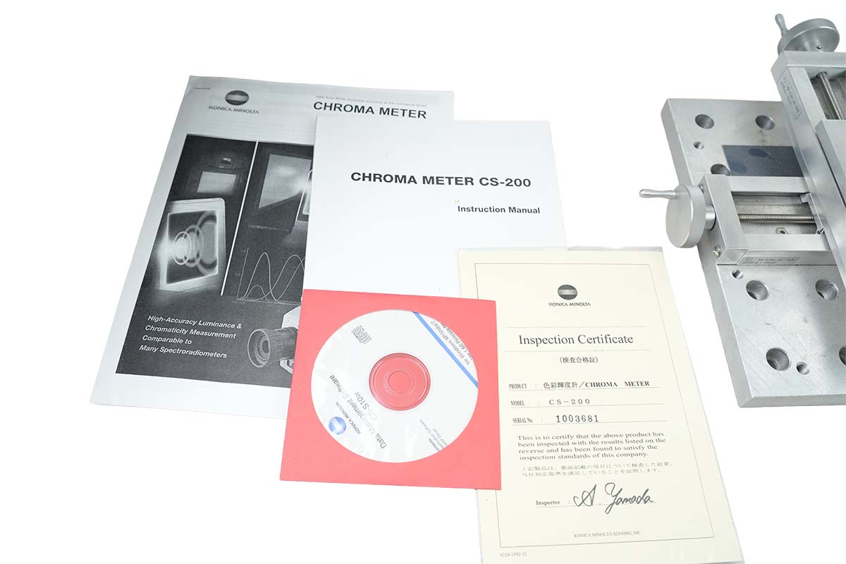 KONICA MINOLTA MODEL CS-200 CHROMA METER MOUNTED ON ALUMINUM 2 AXIS STAGE KONICA MINOLTA MODEL CS-200