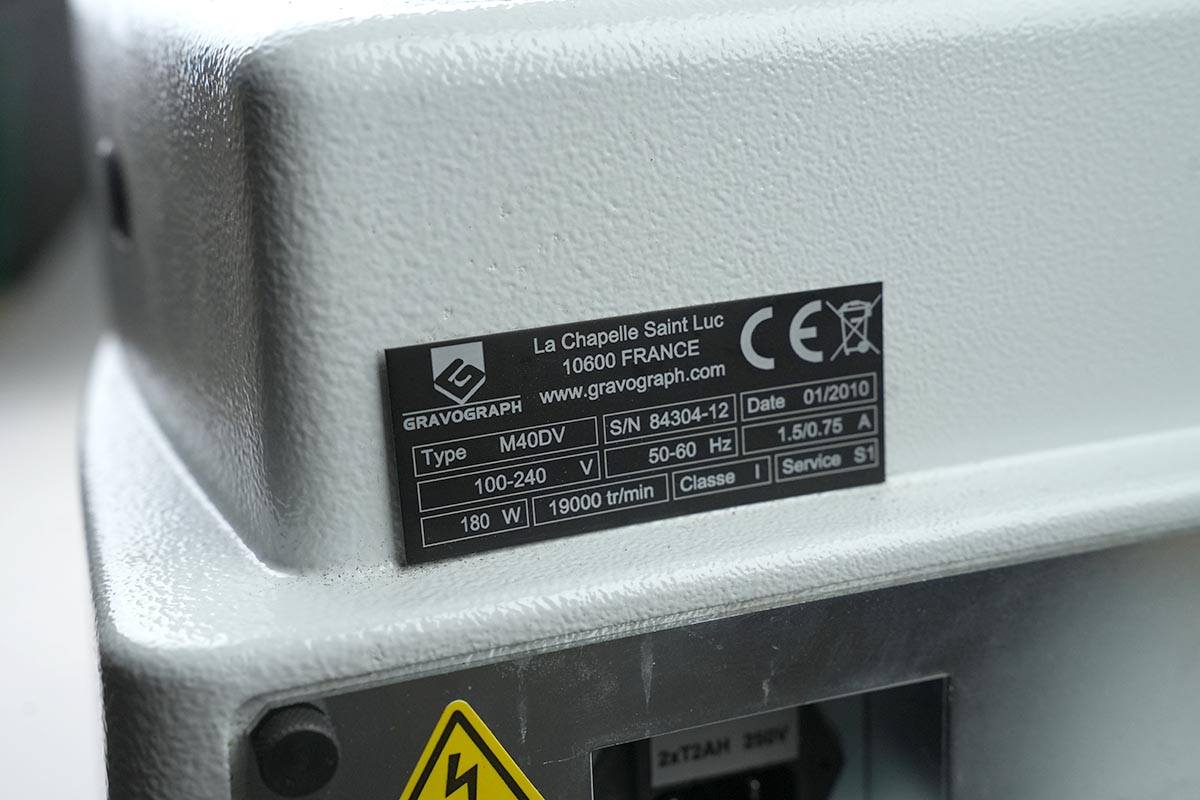 Gravograph M40 Engraver with quick click software and accessories Gravograph M40 Engraver with quick click software and accessories - Image 12