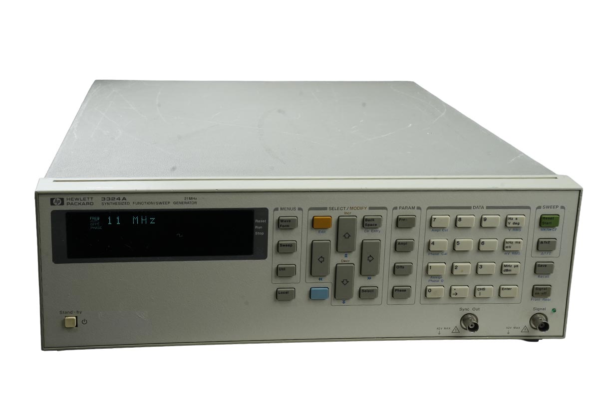 Hewlett Packard Synthesized Function/sweep Generator 21mhz 3324a Hewlett Packard Synthesized Function/sweep Generator 21mhz 3324a