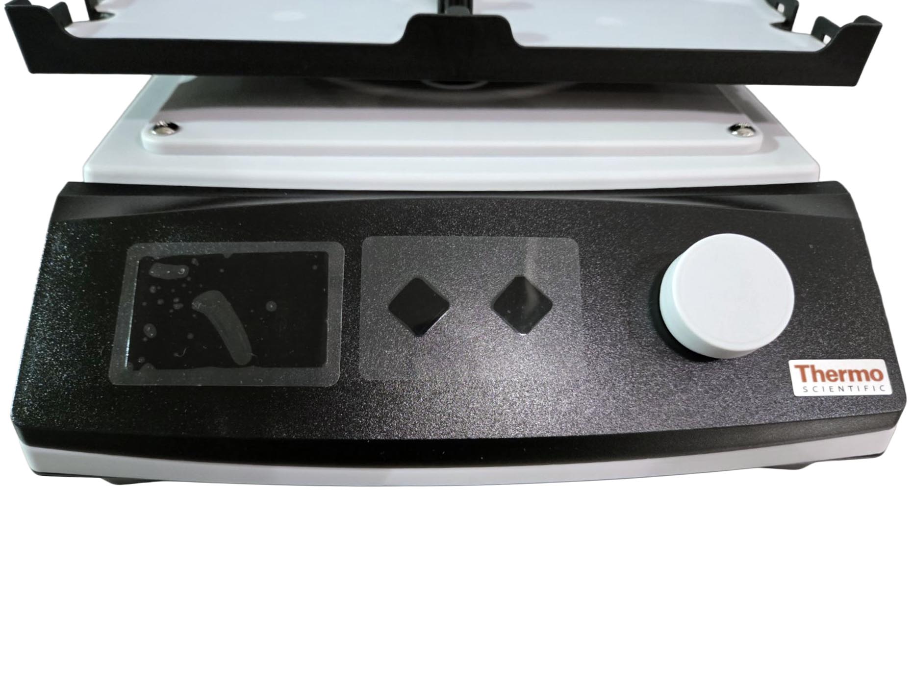 Thermo Scientific Compact Digital Microplate Shaker Thermo Scientific Compact Digital Microplate Shaker - Image 3