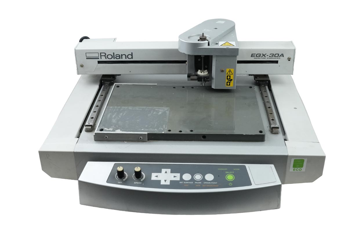 ROLAND EGX-30A DESKTOP ENGRAVER ROLAND EGX-30A DESKTOP ENGRAVER