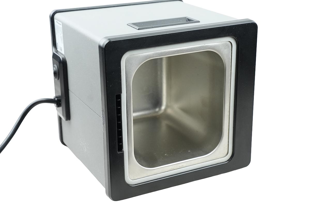 PolyScience WBE02 Digital General Purpose Water Bath (2L) PolyScience WBE02 Digital General Purpose Water Bath (2L)