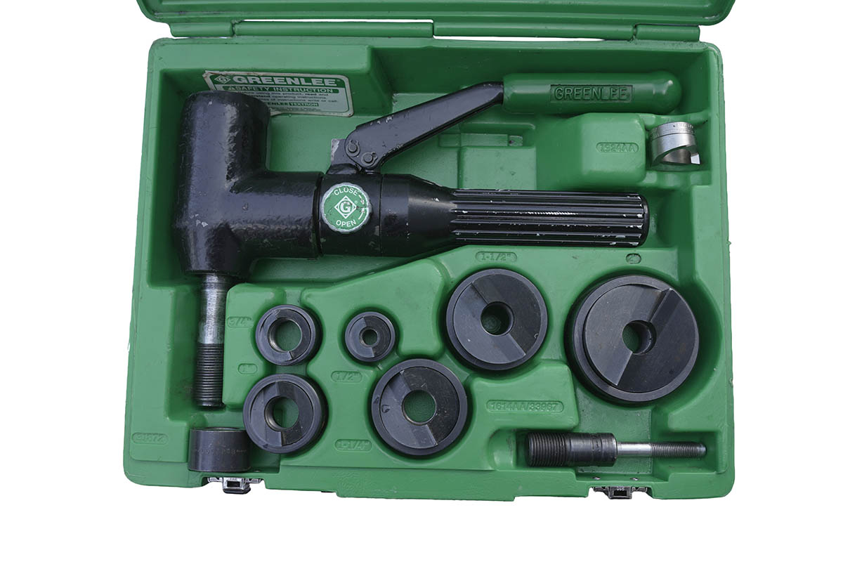 GREENLEE QUICK DRAW 90 HYDRAULIC PUNCH DRIVER GREENLEE QUICK DRAW 90 HYDRAULIC PUNCH DRIVER