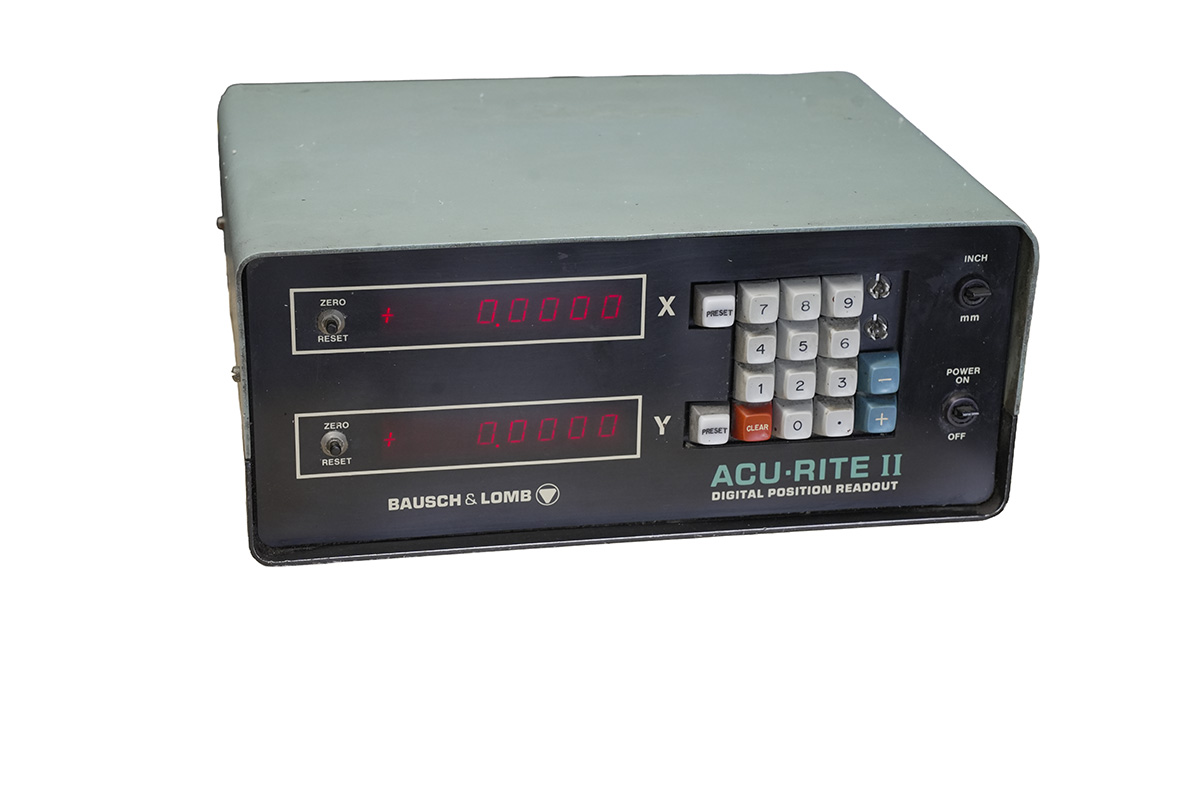 Bausch & Lomb ACU-RITE II Digital Position Readout Bausch & Lomb ACU-RITE II Digital Position Readout
